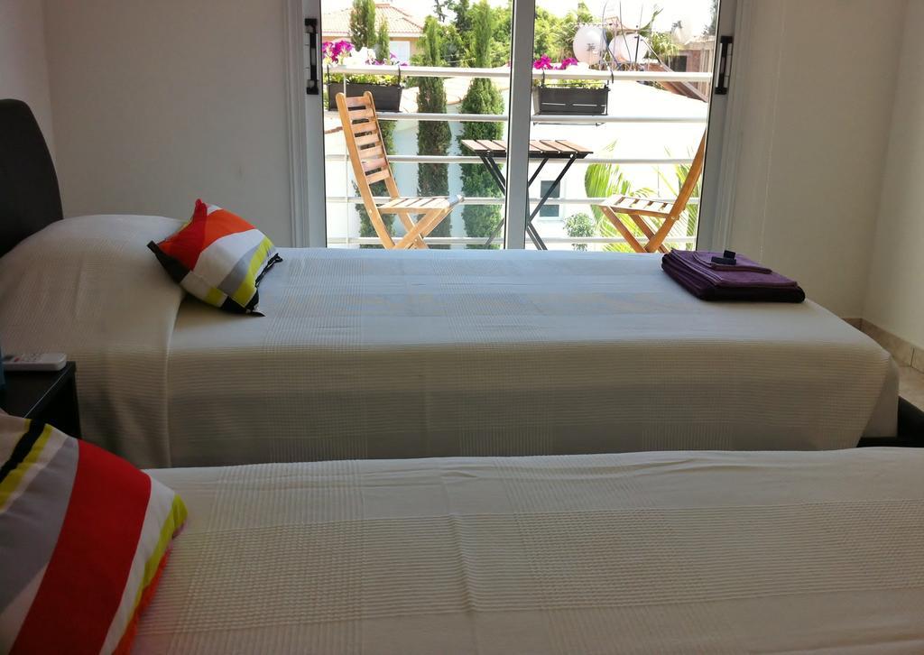 Estia Luxury Maisonette Paphos Ruang foto